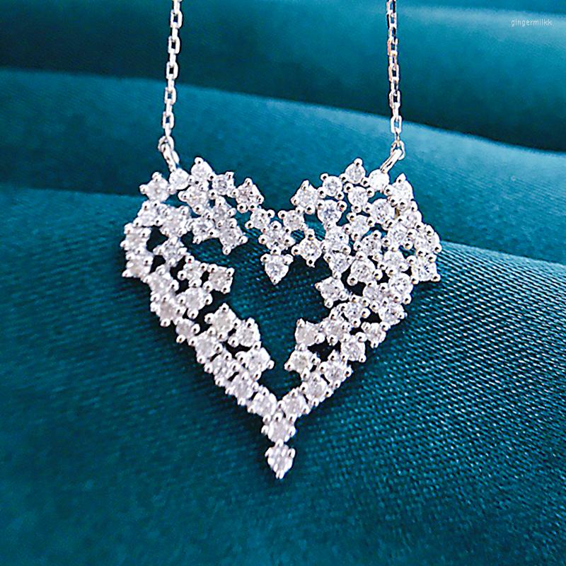

Chains Design Shiny Heart Moissanite Necklace Ladies Lucky Love Romantic Wedding Party Charm Charming Friendship Jewelry