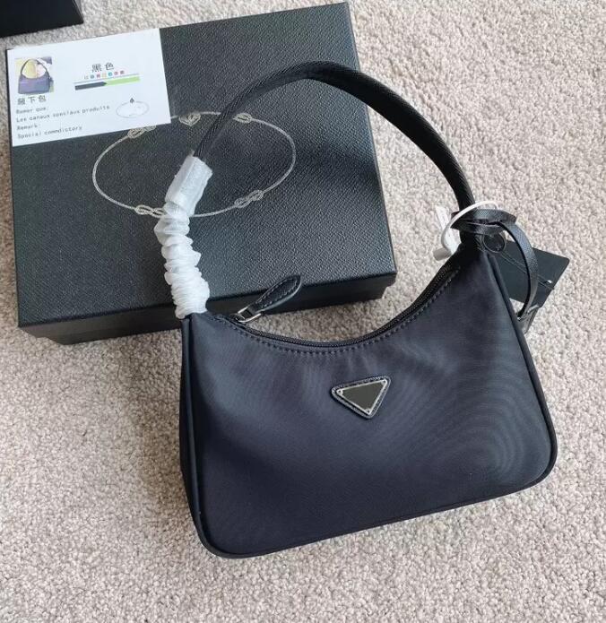 

2021 Re-edition Underarm Clutch bag 2000 Nylon leather Shoulder bags Women Crossbody messenger Handbag Evening Totes purse wholesale101101, Box