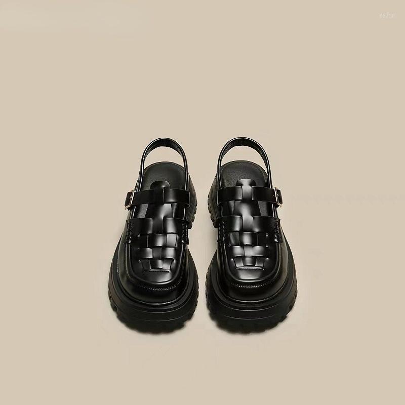 

Dress Shoes Ladies Thick-soled Sandals 2022 Summer Hollow Soft-soled Thickheeled Design Sense Fairy Roman Women Trend, White