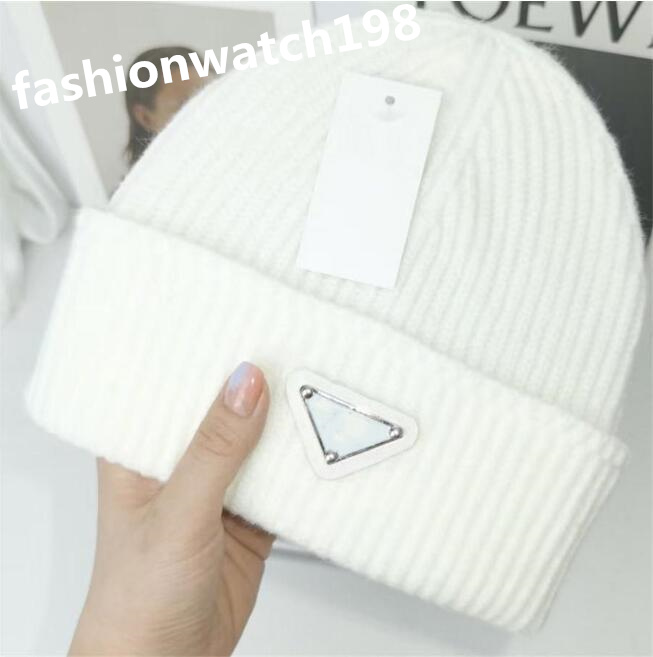 

Designer Cap baseball cap womens hat letters luxury tie dyed cashmere ladies outdoor travel warm winter windproof holiday hats Fashion sets scarves Women