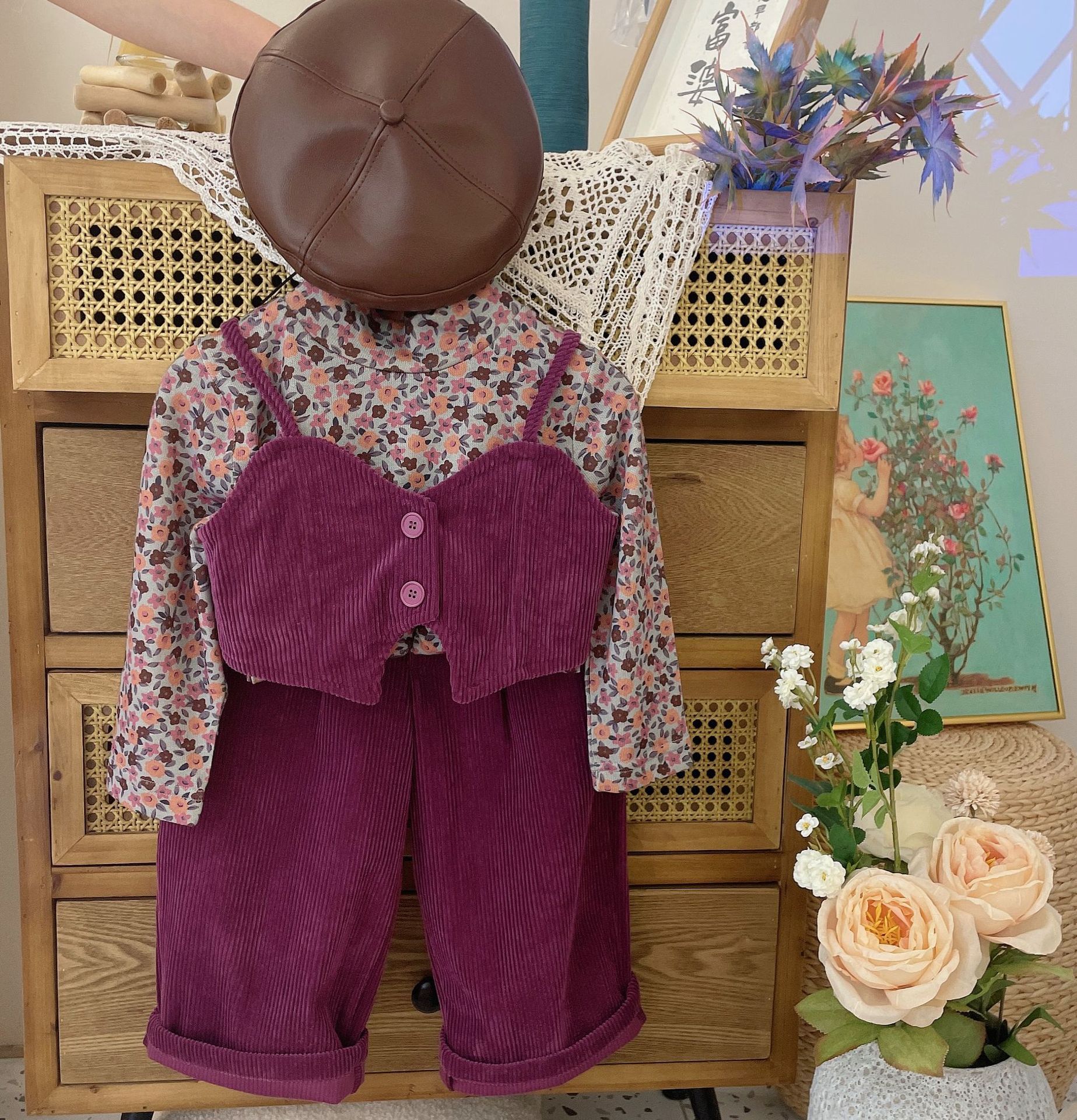 

Girls Princess Clothes Set Baby Kids Autumn Long Sleeve Floral T-shirt Tops Tank Corduroy Wide Long Pants 3pcs Suit, As picture