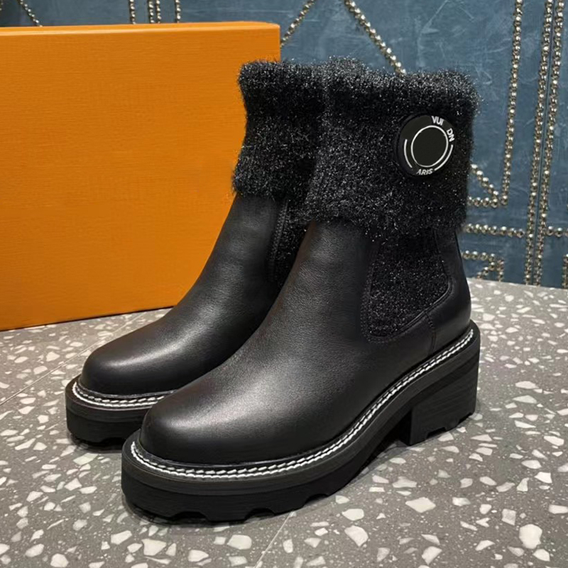 

Luxury designer low heel short boots Flat comfortable leather letter wool boots Fashion women's Knight BootsWestern Motorcycleboots MartinBoots Factory footwear, Black