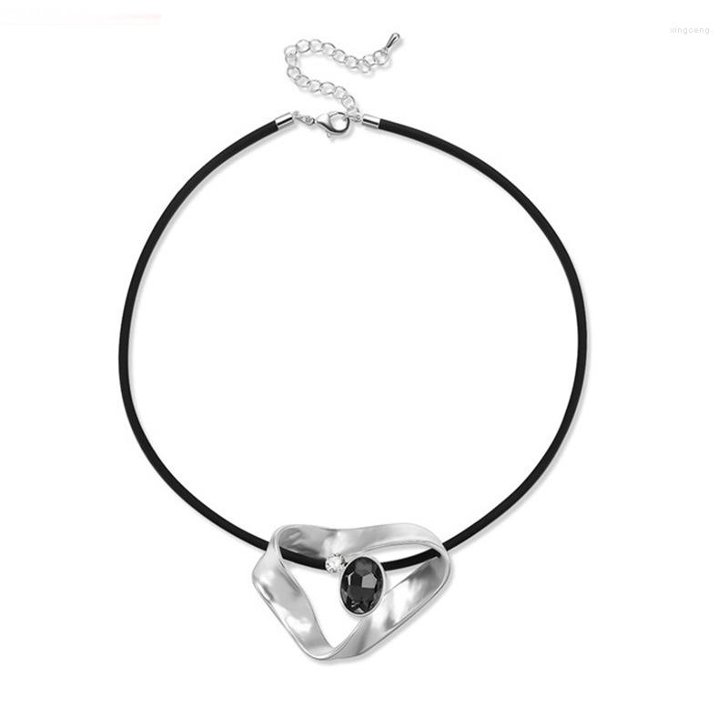 

Choker TOTABC Silver Color Round Pendant Adjustable Black Rope Cord Necklace For Women Short Leather Collar Gift Jewelry