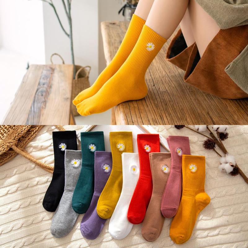 

Women Socks 1/5Pair Little Daisies Embroider Winter Thickened Warm Towel Japanese Korean Harajuku Style Kawaii, White