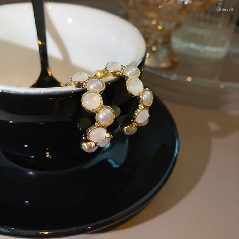 

Hoop Earrings Origin Summer Temperament Simulation Pearl Opals Earring For Women Girls Delicate Gold Color Metal C Shape Jewelry