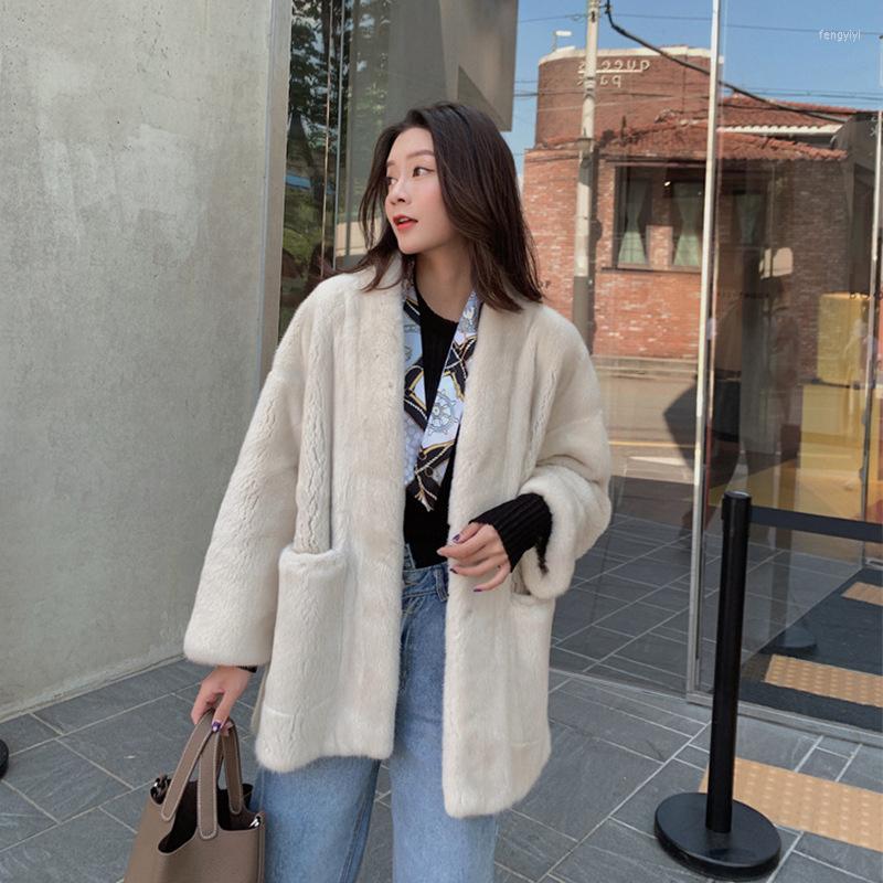 

Women's Fur Fashion Hight Quality Women Surcoat Faux Velvet Mink Loose Super Warm Soft Windproof Thicken OuterwearWomen's Winter Jacket, White