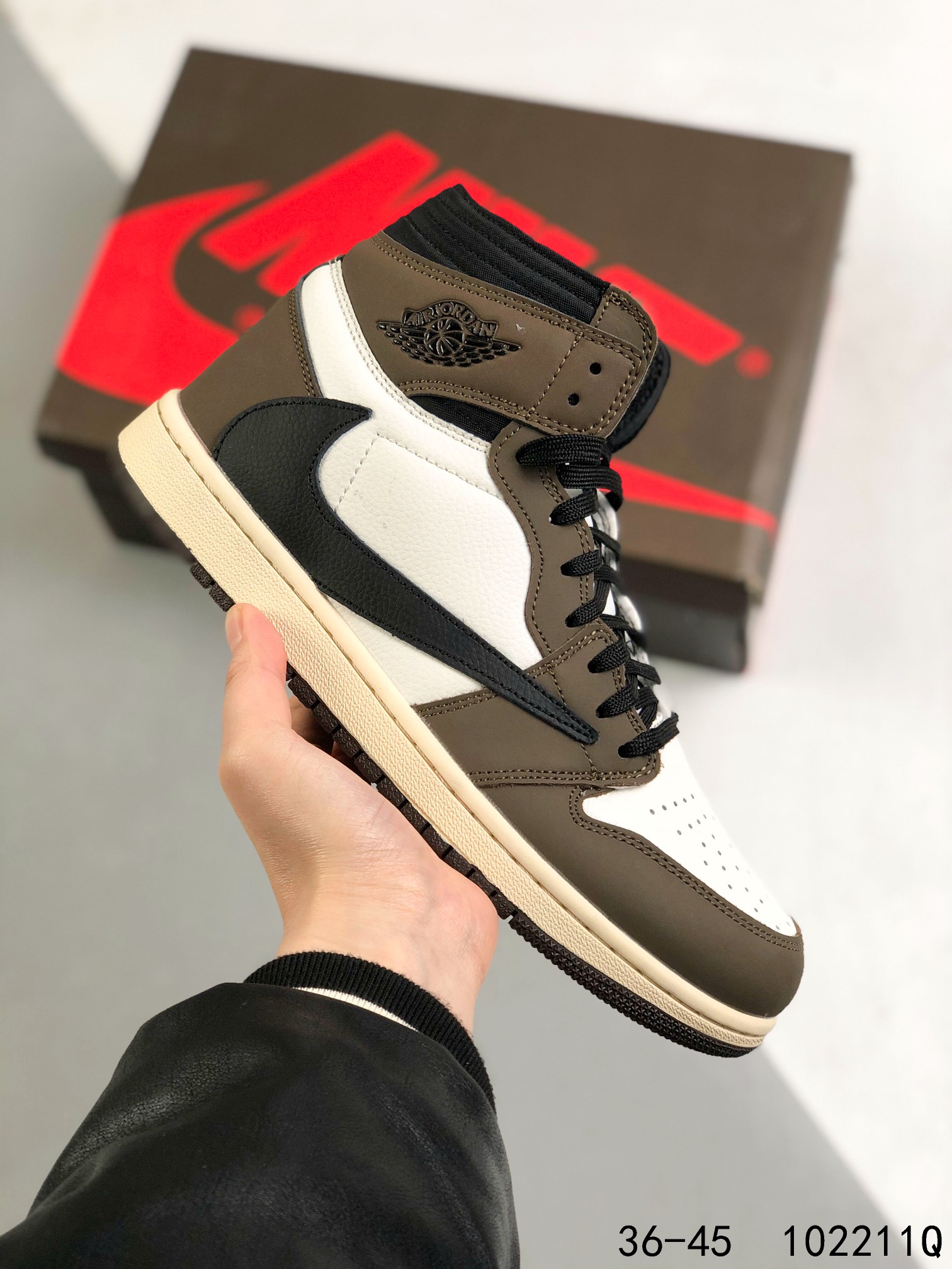 

Nike Air Jordan 1 4 11 Dunk force Basketball Shoes Mens Trainers Sneakers Bordeaux Prototype Electro Orange Shadow University Blue Bred Patent Men Women Jumpman, Color (37)