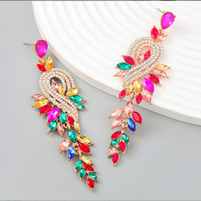 

2022 New Chandelier Fashion Niche Design Sense Of Alloy Diamond-encrusted Geometric Diamond Leaves Colored Europe And The United States Female Earrings