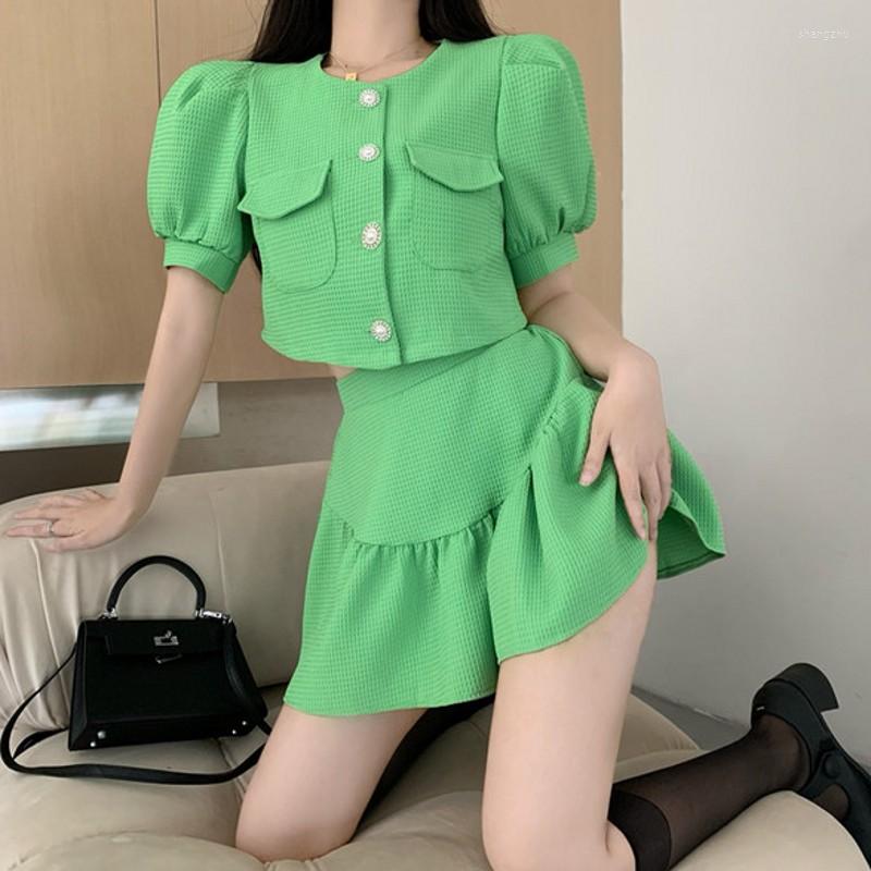 

Work Dresses 2022 Summer Fashion Korean Style Green Suit Women's Short Puff Sleeve Temperament Tops High Waist Skirt 2 Piece Set, Picture shown