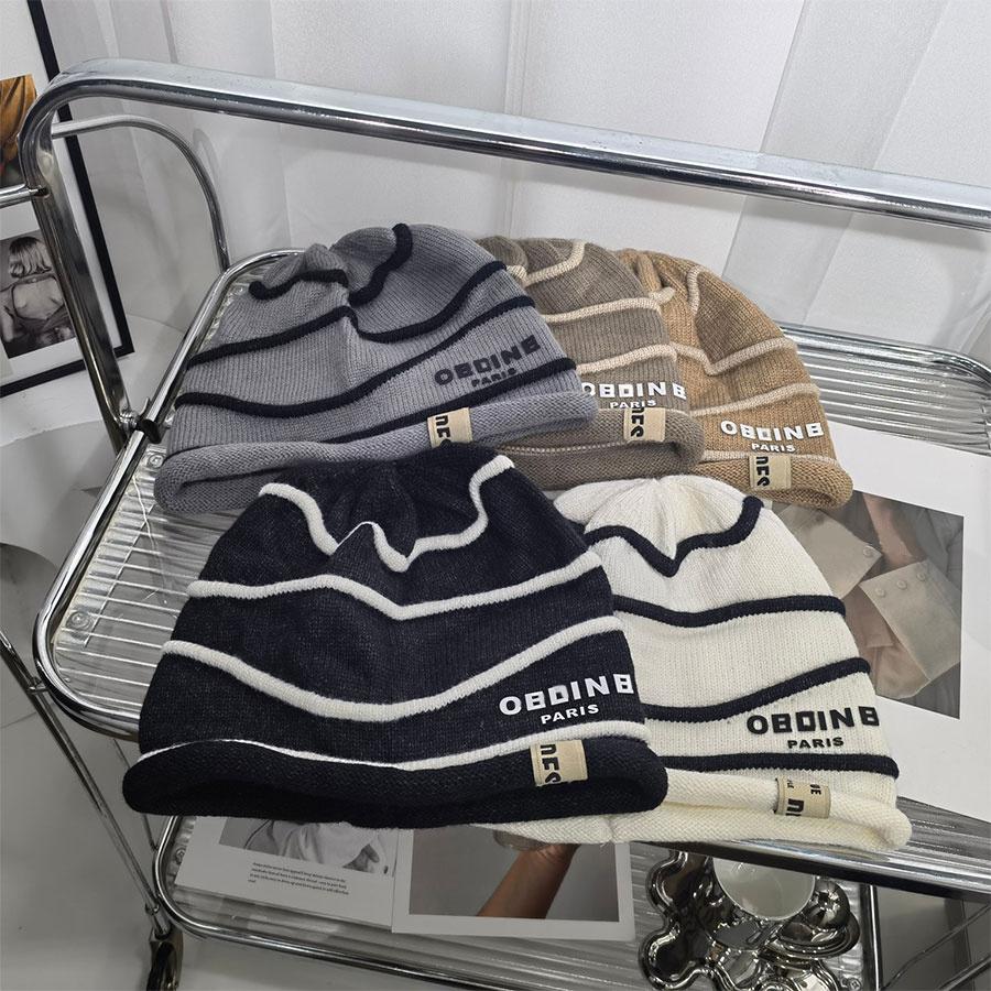 

Stylish Knitted Beanies Designer Warm Skull Caps for Man Woman Winter Hats 5 Colors, C1