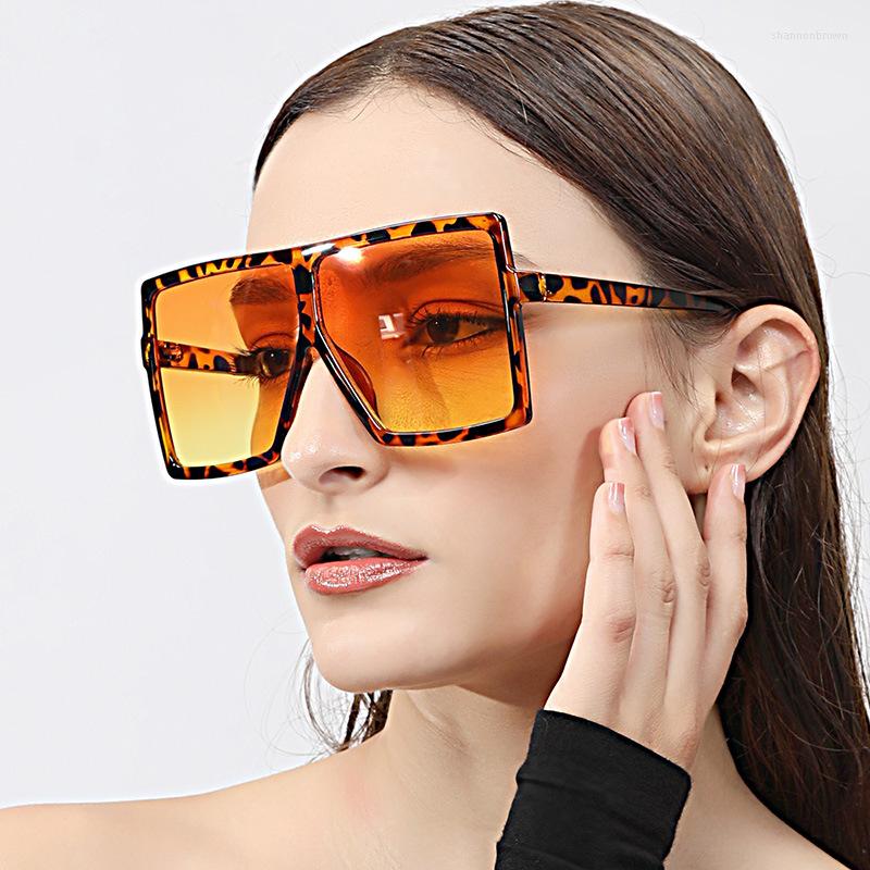 

Sunglasses Oversized Square Leopard Red Men Women Glasses Designer UV400 Fashion Male Female Shades Big Outdoor Sunglass