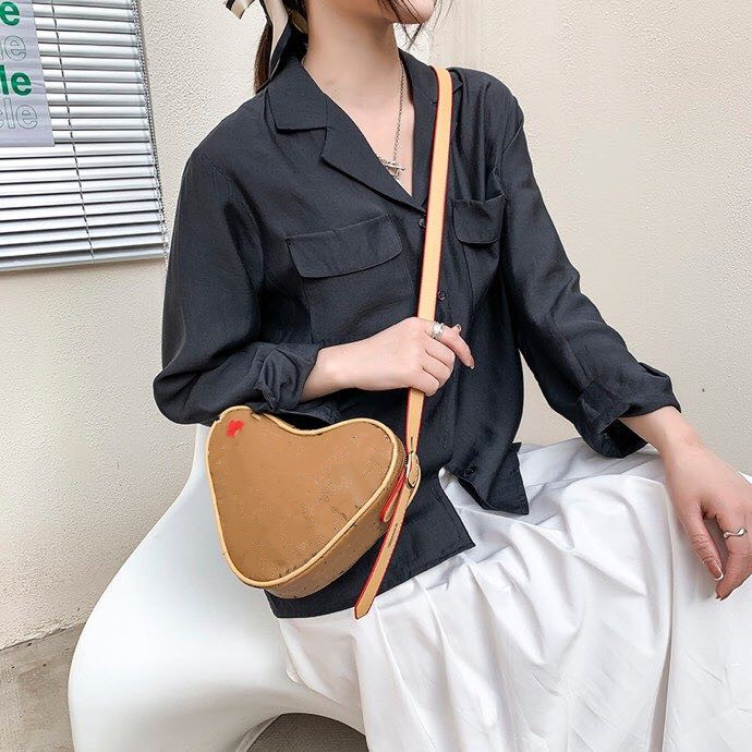 

Brand Love shape letter printing women's shoulder bag handbag grils wallet, White 1261