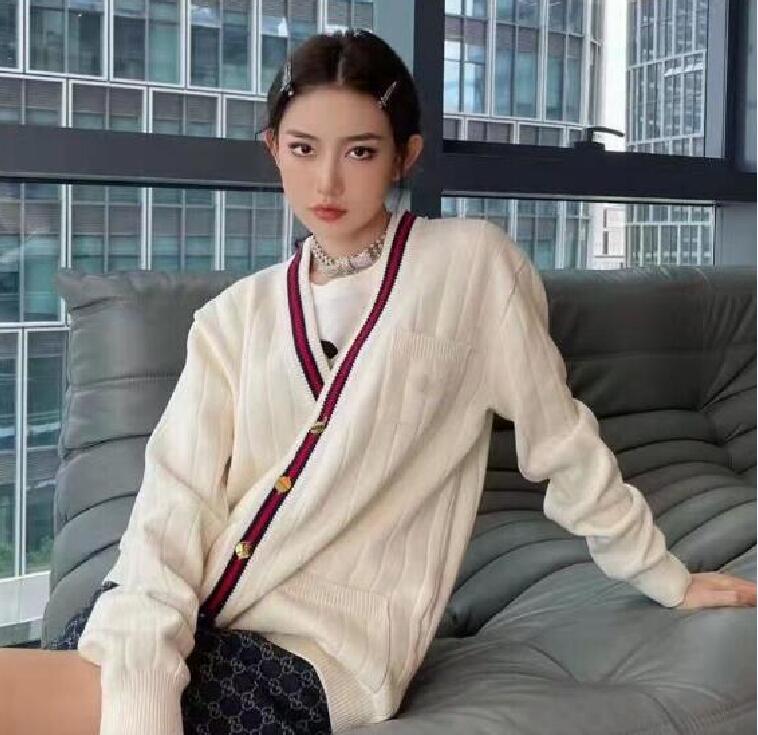 

2023 Women Sweater Luxury Brand V Neck Knitted Cardigans Sweater Pink Houndstooth Knit Long Sleeve Oversized Jumper Coats g, Black