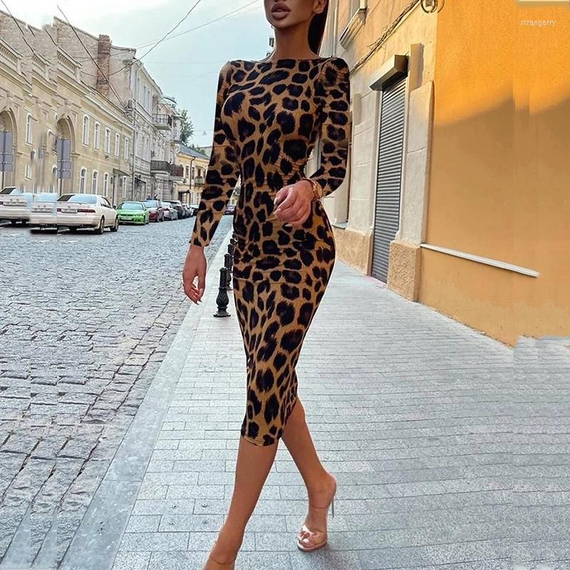 

Casual Dresses 2022 Spring Women O-Neck Long Sleeve Backless Dress Chain Printing Elegant Streetwear Ladies Fashion Sexy Drop