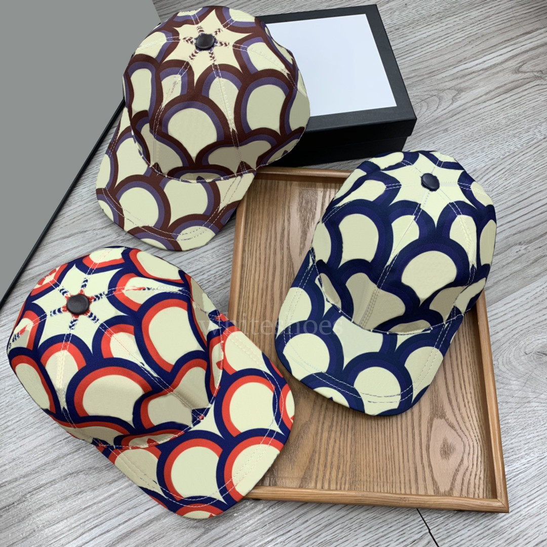 

Letter Print Peaked Cap Designer Spring Summer Hat Sunscreen Adjustable Ball Caps Men Women Breathable Hats, Red