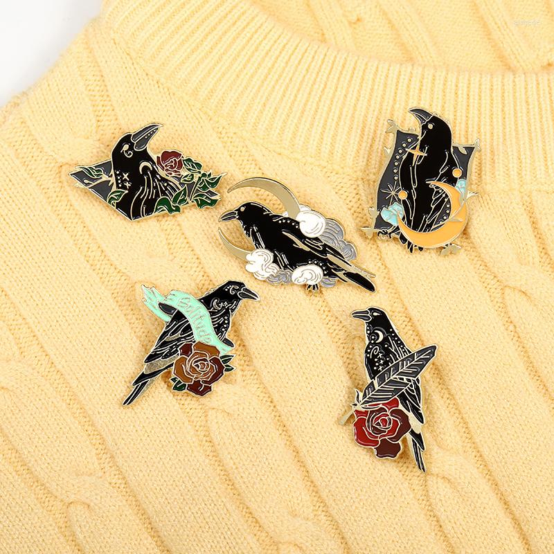 

Brooches Solitude Gothic Crow Enamel Pin Black Bird Pink Flower Badge Brooch Denim Jackets Shirt Bag Lapel Jewelry Gift For Women