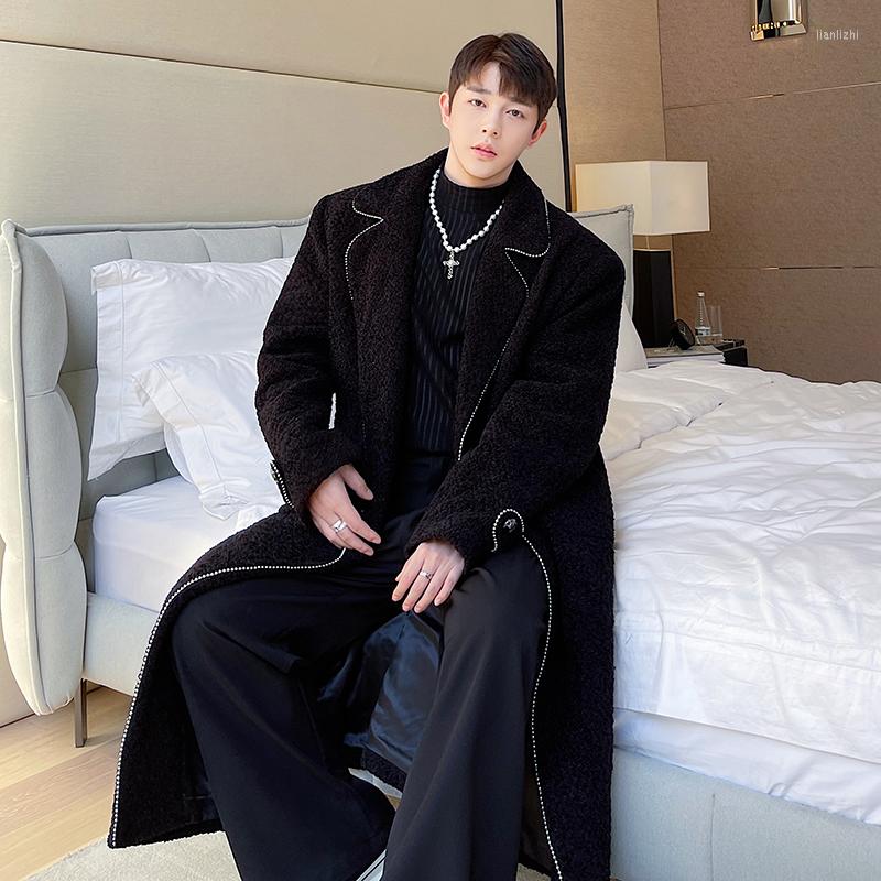 

Men's Wool Mens High-quality Thick Metal Beaded Chic Vintage Casual Long Trench Coat Winter Men Streetwear Cardigan Cloak Jacket Man, W0352