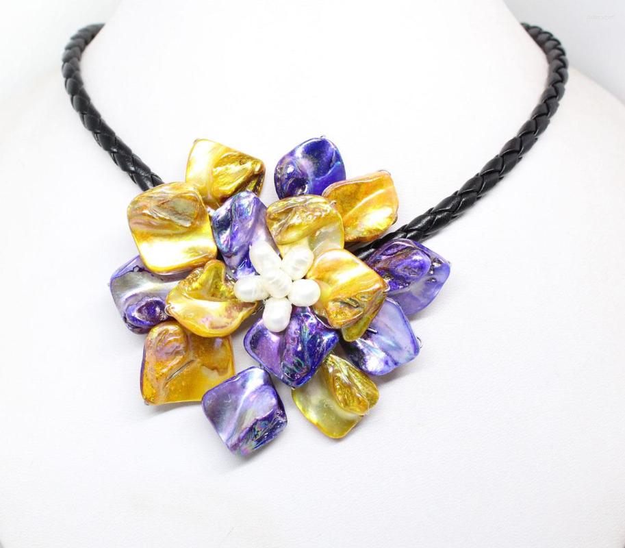 

Choker Charm 70mm Flower Pendant Necklace 18inches Baroque Shell Mother Of Pearl Handmade Mix Color Yellow Red Green Purple Choose
