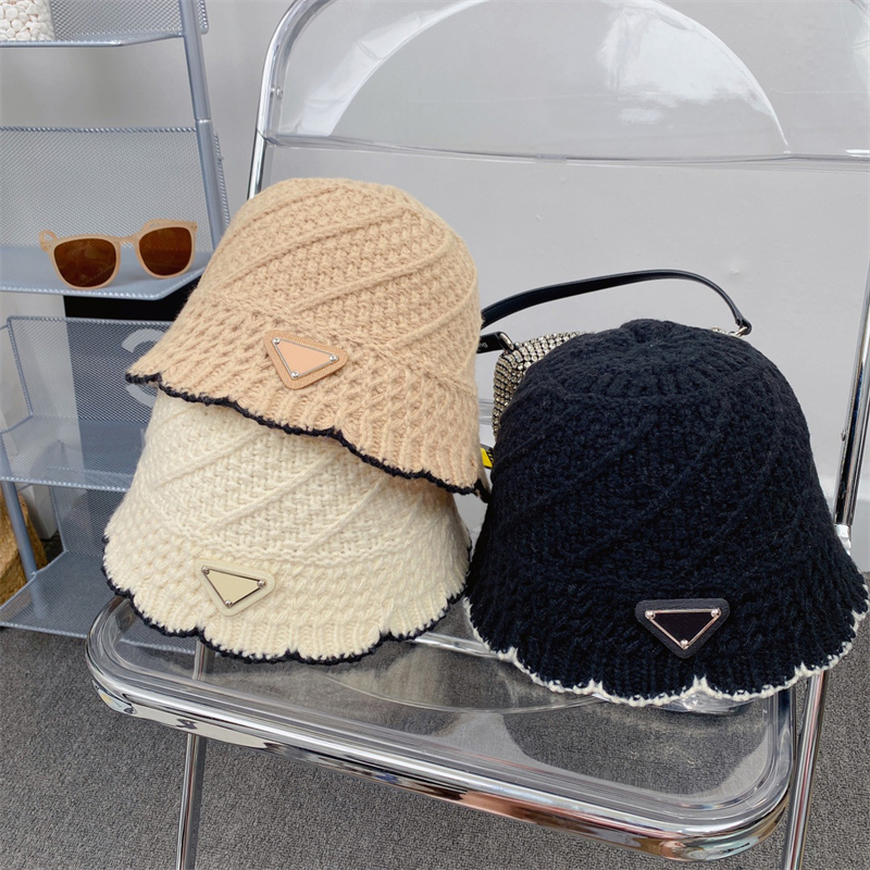 

Women Designer Knitted Fisher Hats Beanies Fashion Coarse Grain Knitted Caps Casquette Winter Autumn Hat 3 Color, Beige