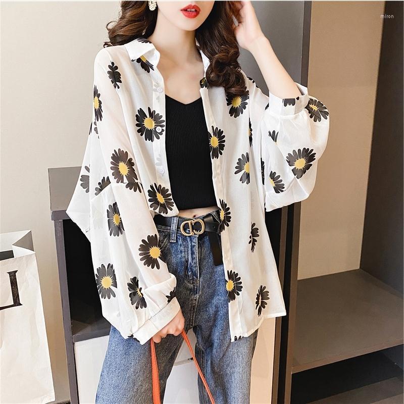 

Women' Trench Coats Chiffon Sunscreen Women Long-Sleeved Summer Jackets Loose Mid-Length Coat Small Daisy Breathable Shawl Thin Outerwear, Green