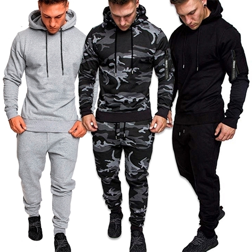 

Mens Tracksuits 2 Pieces Tracksuit Mens Military Hoodie Sets Sportswear Camouflage Muscle Man Autumn Winter Tactical Sweatshirts and Pants 4XL 221010, Camouflagegreen