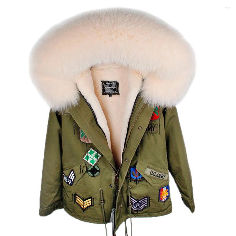 

Women' Trench Coats MAOMAOKONG Raccoon Fur Collar Ultra-short Embroidered Overcoming Coat Casual Plus Velvet Thick Liner, Black