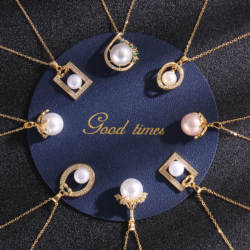 Colliers pendentifs Collier de luxe Designers Bijoux Collier de perles de diamant Femmes Acier au titane Plaqué or Ne se décolore jamais Non alle