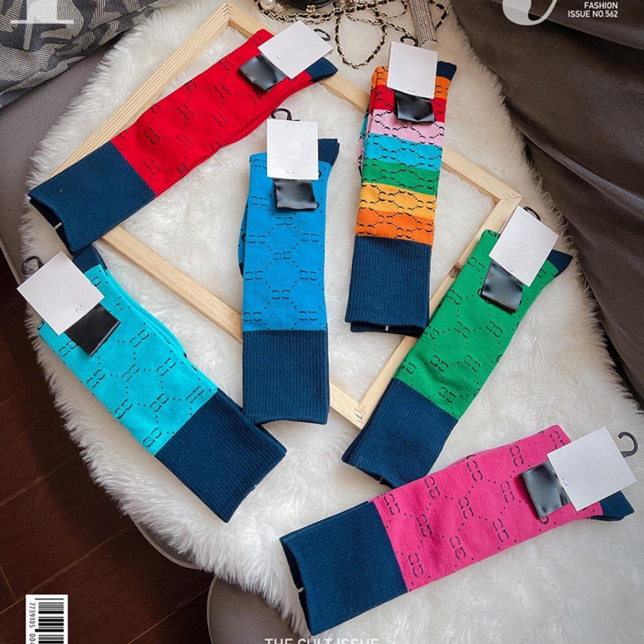 

2022 Luxury double g letter stocking Designer Mens Womens Socks wool stockings high quality senior streets comfortable knee leg sock, Red