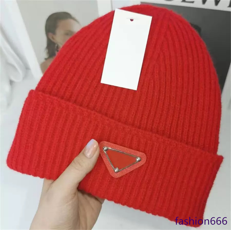 

Designer Men women hats and Beanie Cap Luxury scarves Skull Hat Knitted Caps Ski Hats Snapback glove Fitted Unisex Winter scarf Cashmere Casual Outdoor sets red
