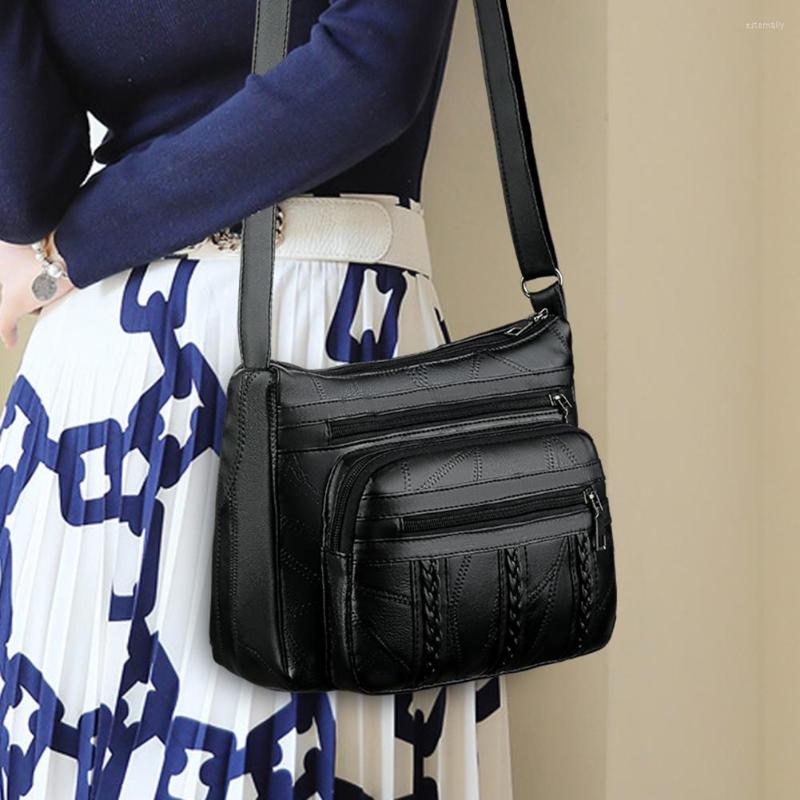 

Evening Bags Simply Crossbody Lady Travel Satchels Handbags PU Leather Solid Color Simple Messenger Bag For Women 2022, Picture shown