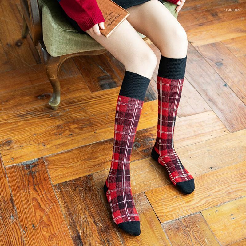 

Women Socks Autumn Women's Long England Style Harajuku Retro Cotton Winter Knee Casual Thick Warm Grid Sock Lady Gift, Red