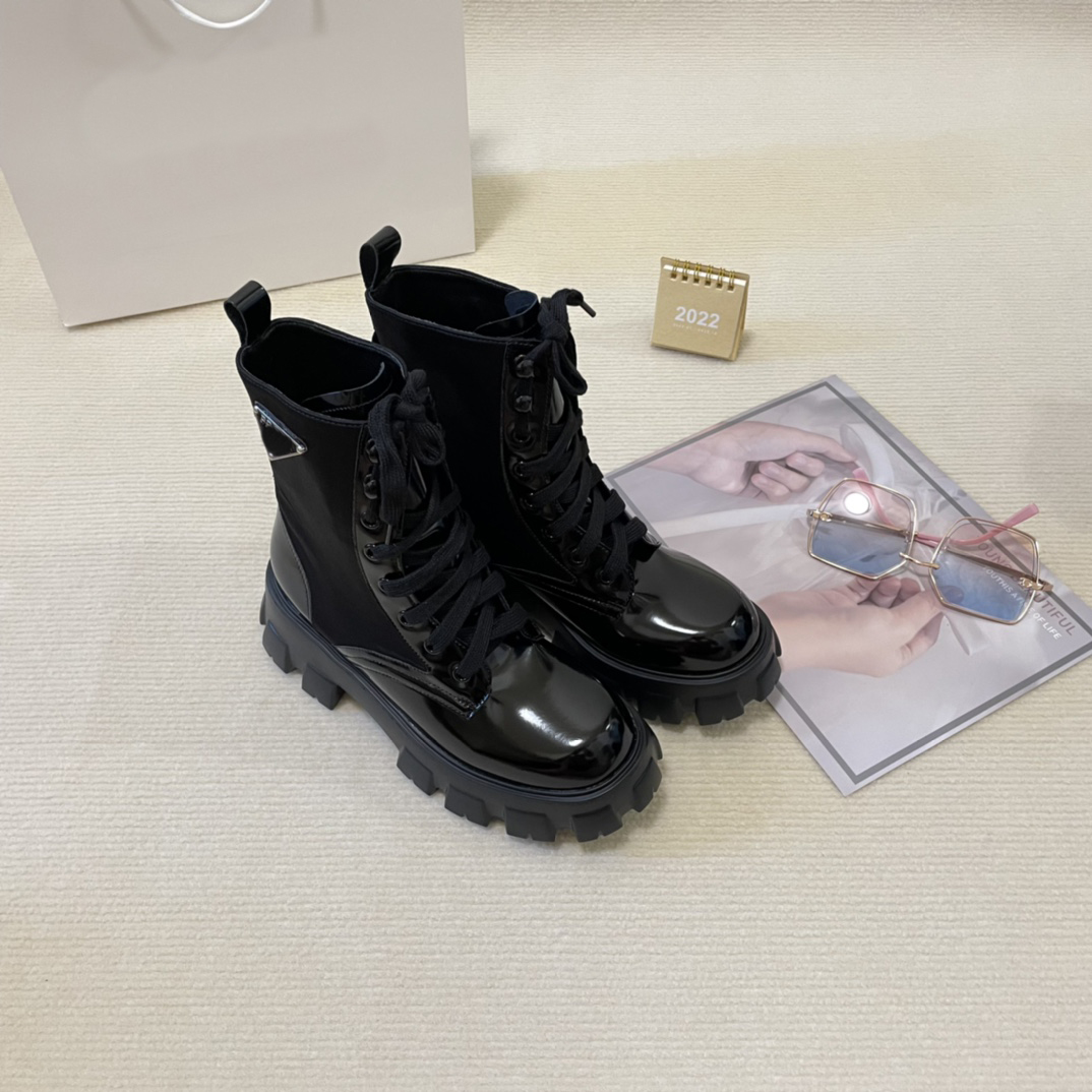 

2022 Brushed Leather Re-Nylon Boots Ankle Martin Platform Women Designers Motorcycle, Color 1