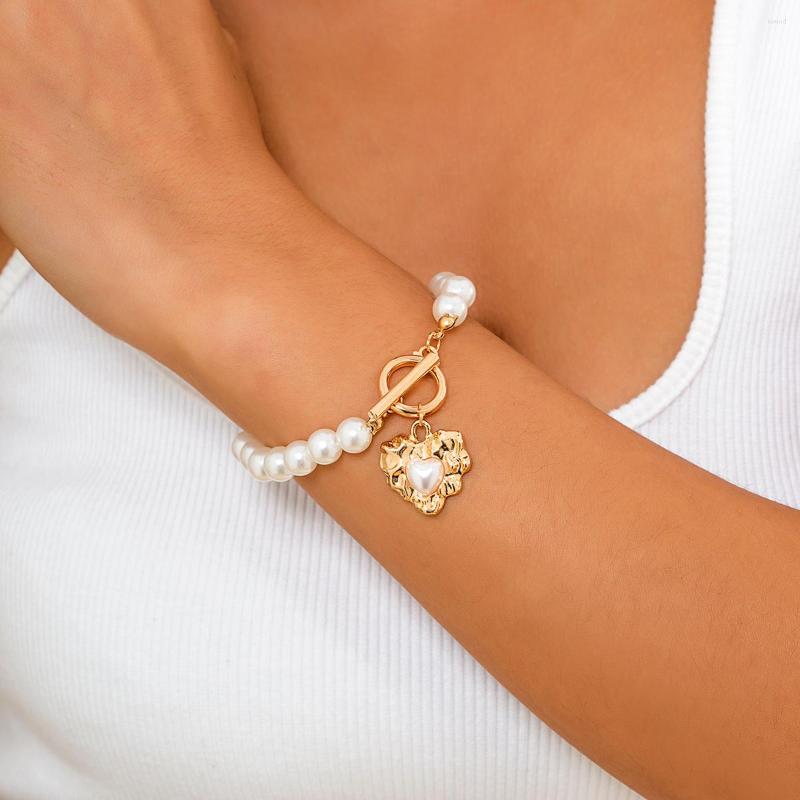 

Charm Bracelets Charms Pearl Beads Chains With Heart Pendants For Women Trendy OT Buckle Beaded Hand Chain Jewelry Fashion Gifts