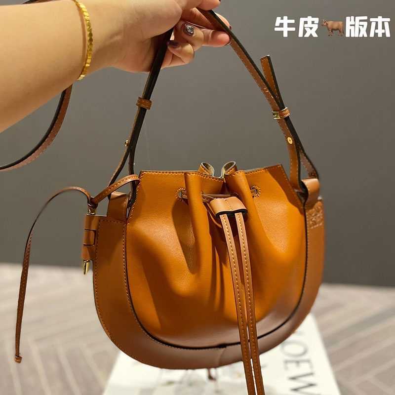 

80VF Fashion Lovewes Bags Saddle Tote Messenger Women Lightweight Handbag Leather Designer Crossbody Female Purses Party Shopping Vacation Shoulder Bags