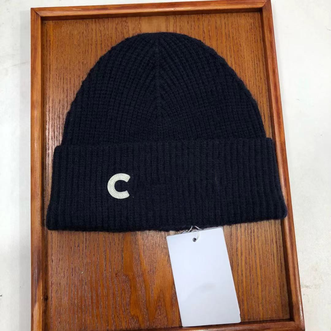 

Designer Brand Men's Luxury Hats Women's Autumn and Winter New Casual Letter Embroidery Knitted Hats