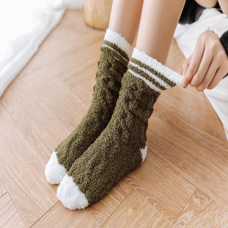 

Women Socks Thicken Stripe Short Coral Velvet Fluffy White Cashmere Funny Lady Cotton Sock Cute Fashion Warm Casual Harajuku Sox, Color1
