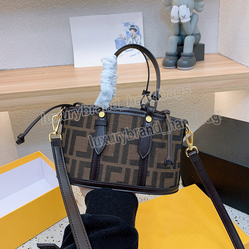 

Tote Bags Designer Handbags Luxury Brand Shoulder Bag for Ladies Crossbody Bags Classic Brown Flower Messenger Purse with Letter, Color 02