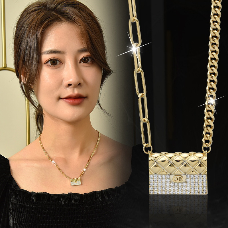 

Fashion bag-shaped pendant necklace clover gold luxury designer cjewelers necklaces pearl diamond pendants mens unisex charm stainless steel cjeweler gift party