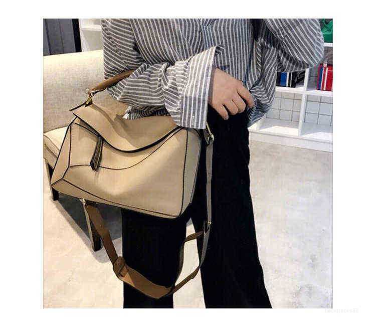 Designer Luxury Women Sac Lowe Handbags Totes Femmes Crossbody Fody Loulous Puzz Handbag Loweitys 5High Quality Cubi Cupi Capacité de mode Sacs p