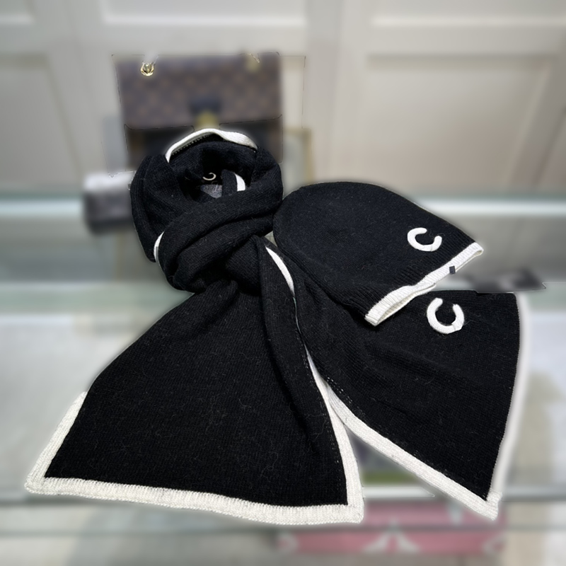 

Classic Designer Hats Scarves Sets For Men Womens Warm Hat Scarf Set Sweethearts Fitted Hat Winter Outdoor Fashion Accessories C 22101305