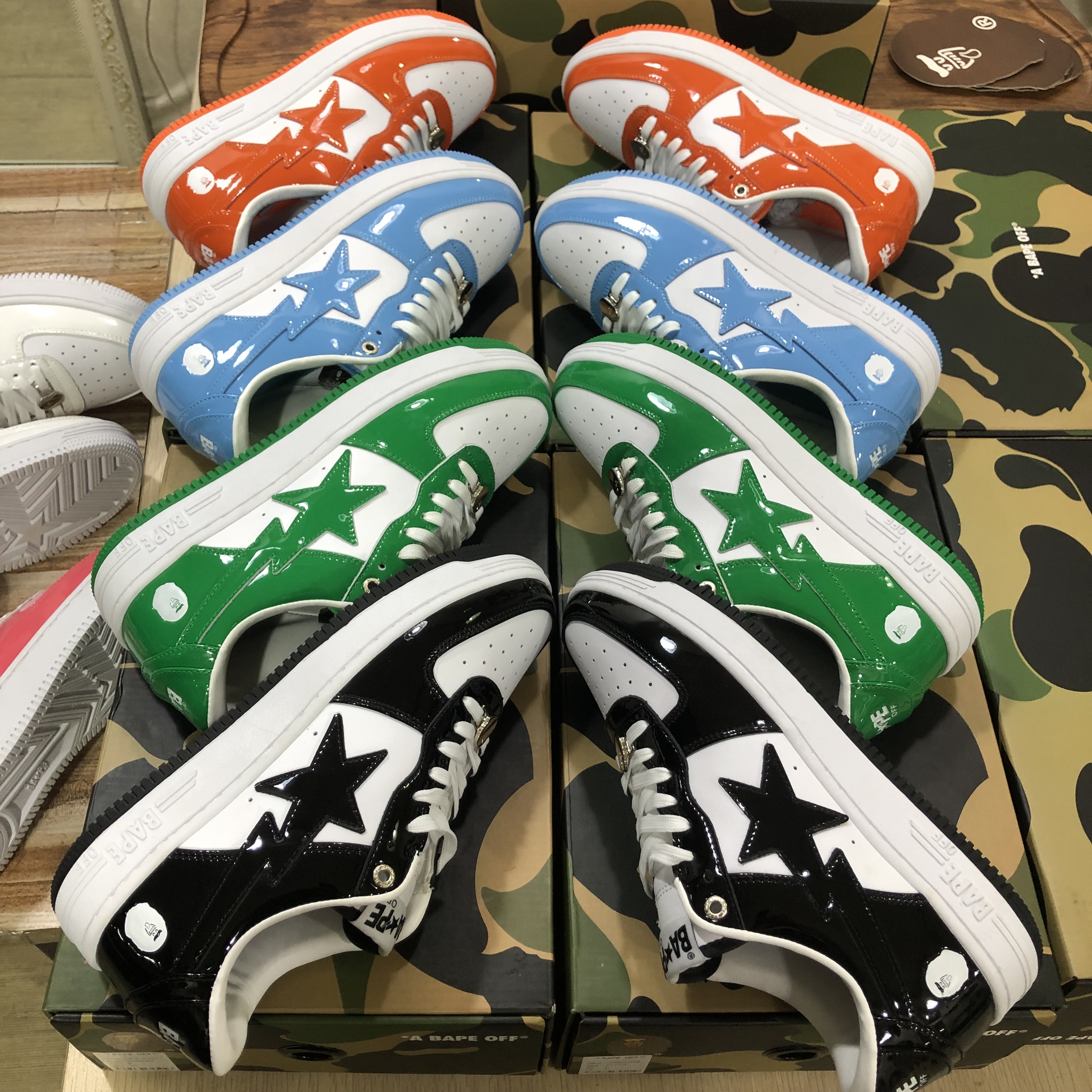 

trainers sports sneakers classic platform shoe Bapestas SK8 off running shoes SK8 Baped Designer bapesta camo black white green red orange camouflage, Box