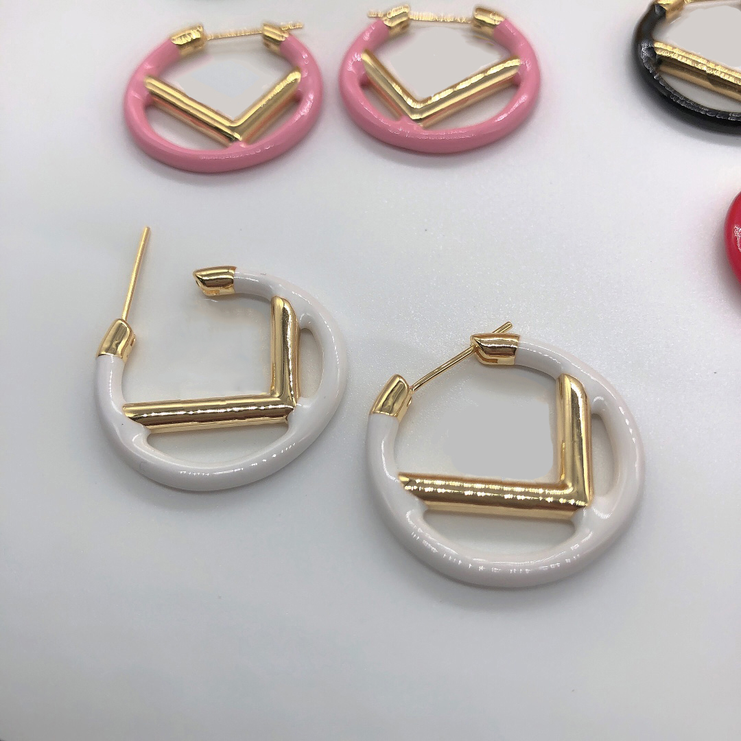 

Designer Earrings Womems Metal Earring Silver Needle Earrings Trendy Temperament All Match Fashion Internet Celebrity Earring D22101302JX