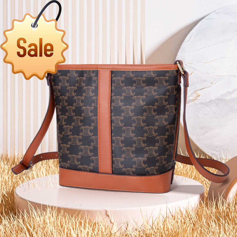 

Designer Bags the Old Flower Triumphal Arch Bucket Is New High-capacity Commuter Versatile One Shoulder Crossbody Women's in Summer 2022 Factory Direct Sale