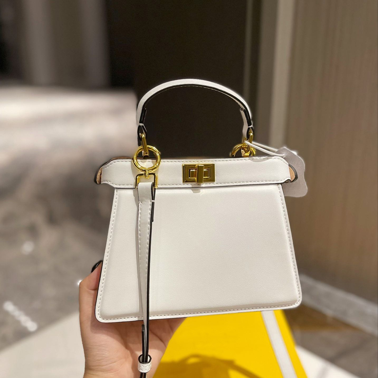 

Womens crossbody designer bag Fashion totes senior lady temperament handbag Travel shopping essential shoulder bag 6 colour, Make up for price