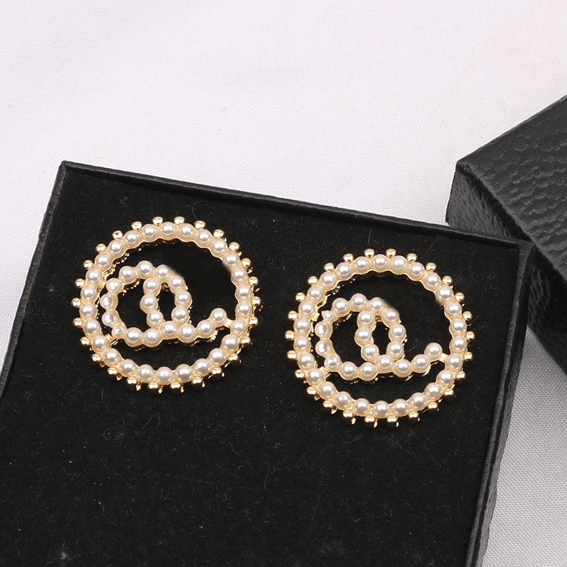 

Simple 18K Gold Plated 925 Silver Luxury Brand Designers Letters Stud Geometric Famous Women Round Crystal Rhinestone Pearl Earring Wedding Party Jewerlry MM1121