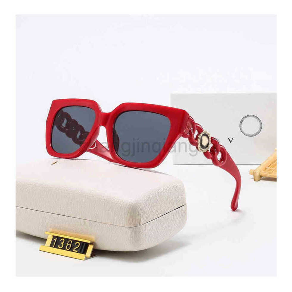 

Designer Versage Sunglasses Cycle Luxurious Fashion Brands Woman Mens High Street Vintage Baseball Sport Round Oversized Summer Winter Medusa Sun Glasses