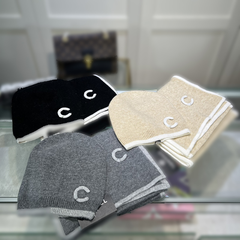 

Luxury Designer Hats Scarves Sets For Men Womens Warm Hat Scarf Set Sweethearts Fitted Hat Winter Outdoor Fashion Accessories C 22101305