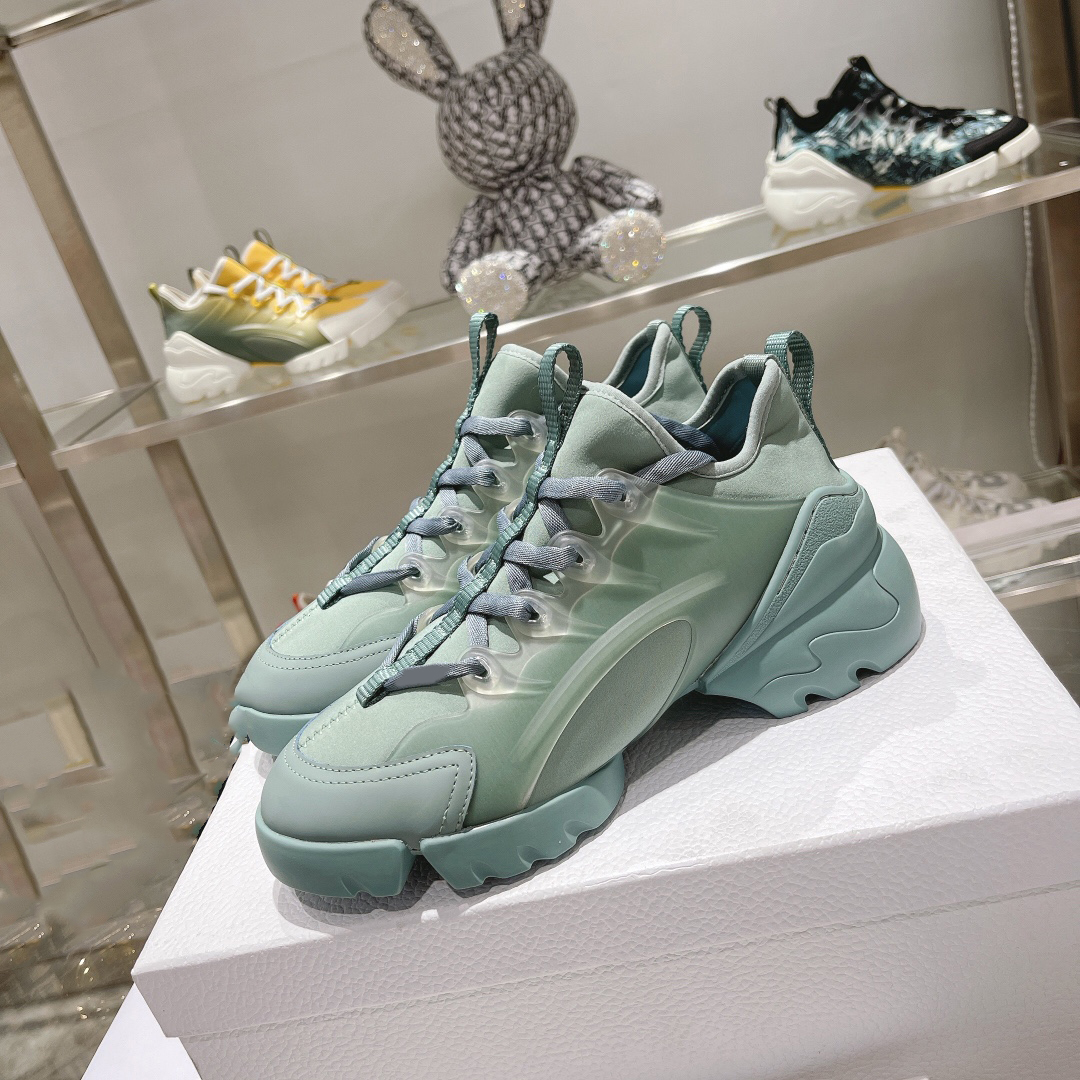2022 hommes et femmes chaussures de course triples créateurs de mode blanc noir
