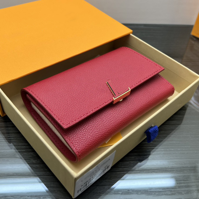 

Capucines Women Luxurys Designers Short Wallets Taurillon Handbag Bag Metal inlaid leather badge Ladies Travel Wallet Coin Purse 13.5cm With Original Box, Black rose lining