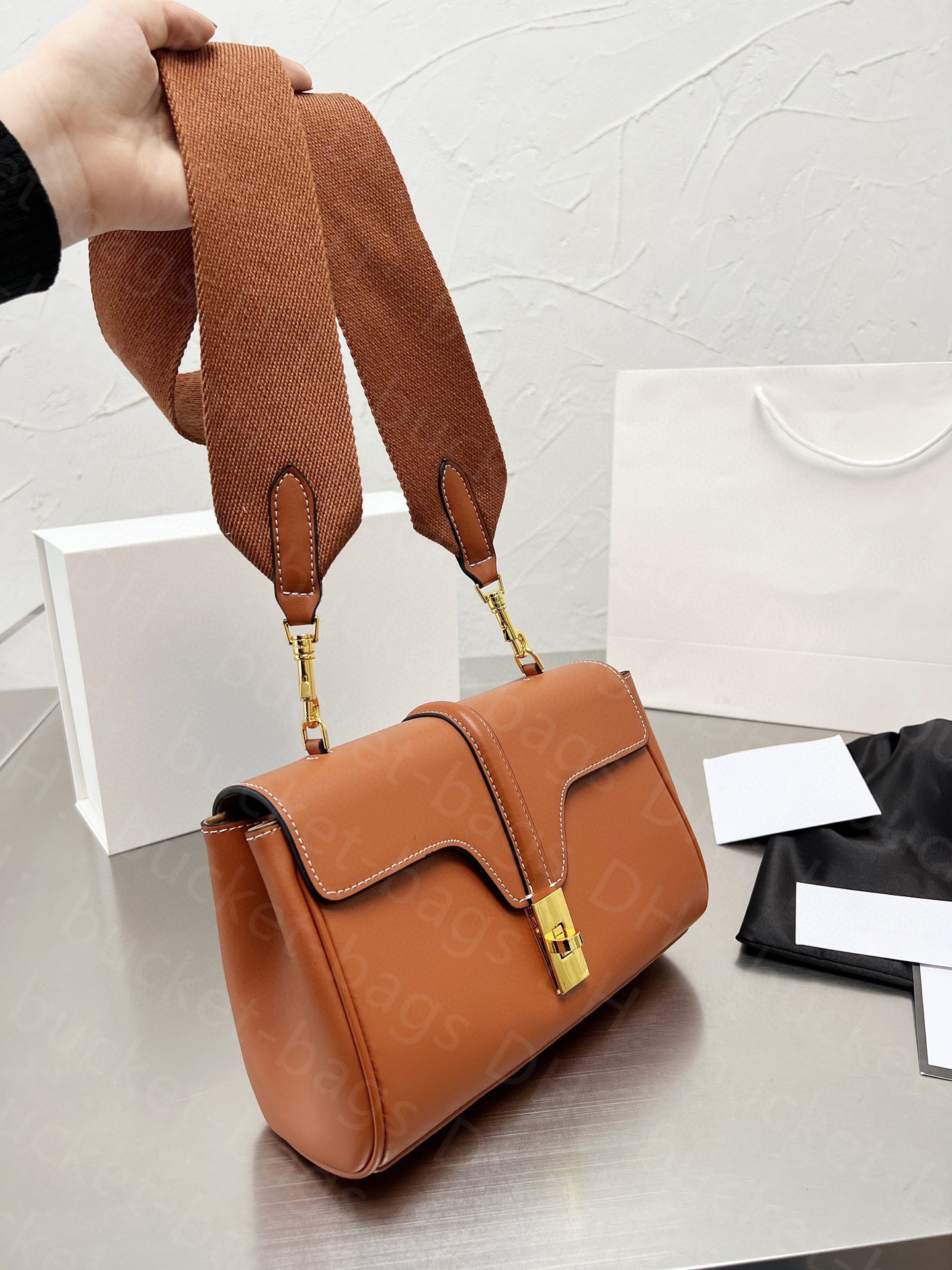 

Luxurys Designers Tote Shoulder Bags Soft 16 Medium shoulder Strap Metal Buckle Leather Handbag Vintage Wallet Messenger bag Handbags, Orange